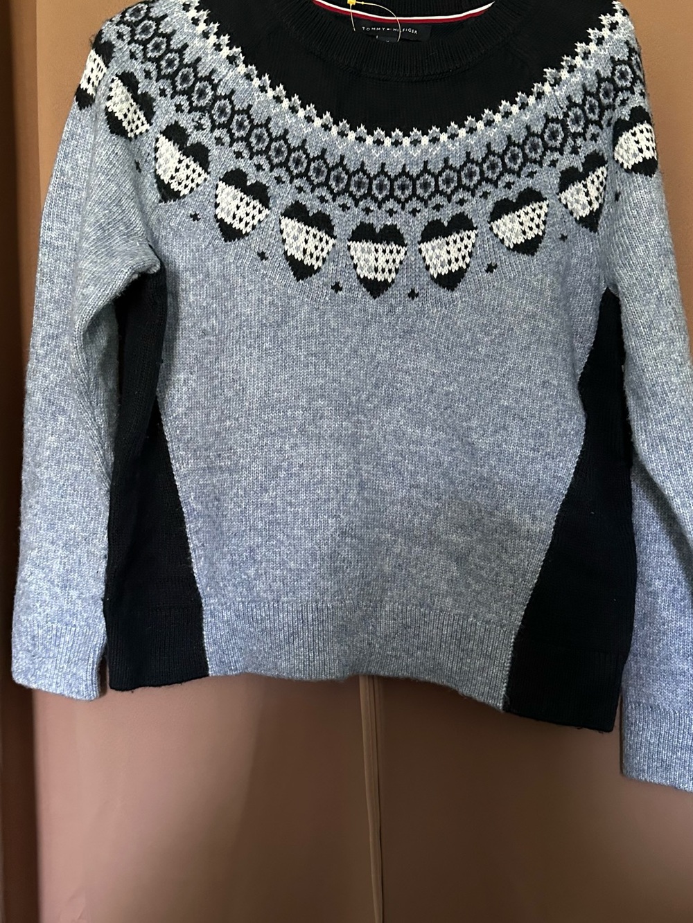 Tommy Hilfiger Light Gray & Black Fair Isle Crewneck Sweater